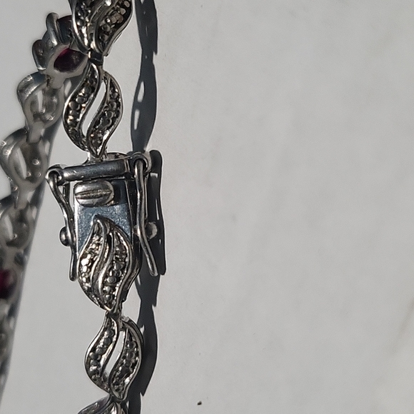 Bracelet - Picture 3 of 6